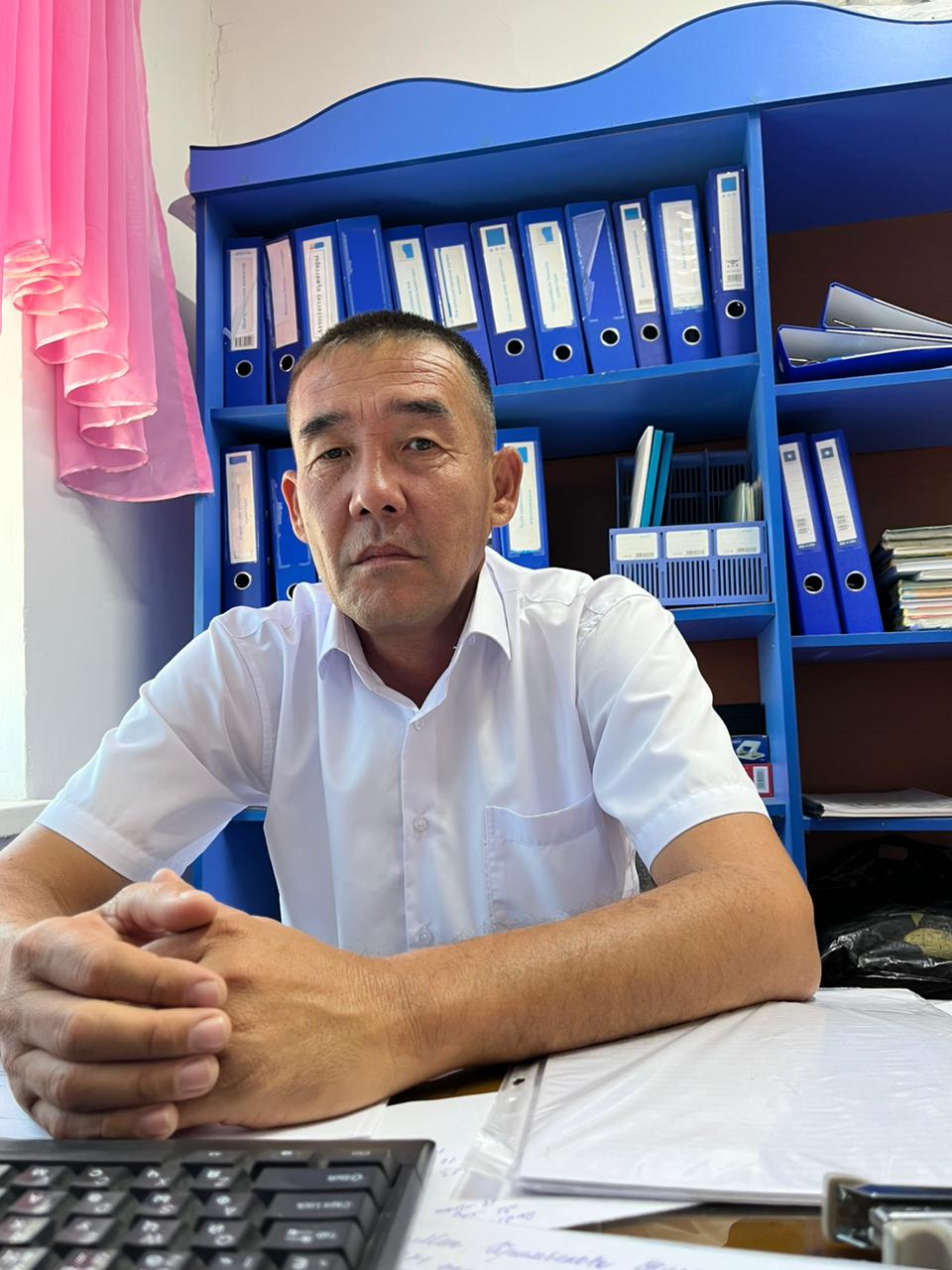 Мектеп директорының тәрбие ісі-жөніндегі орынбасары