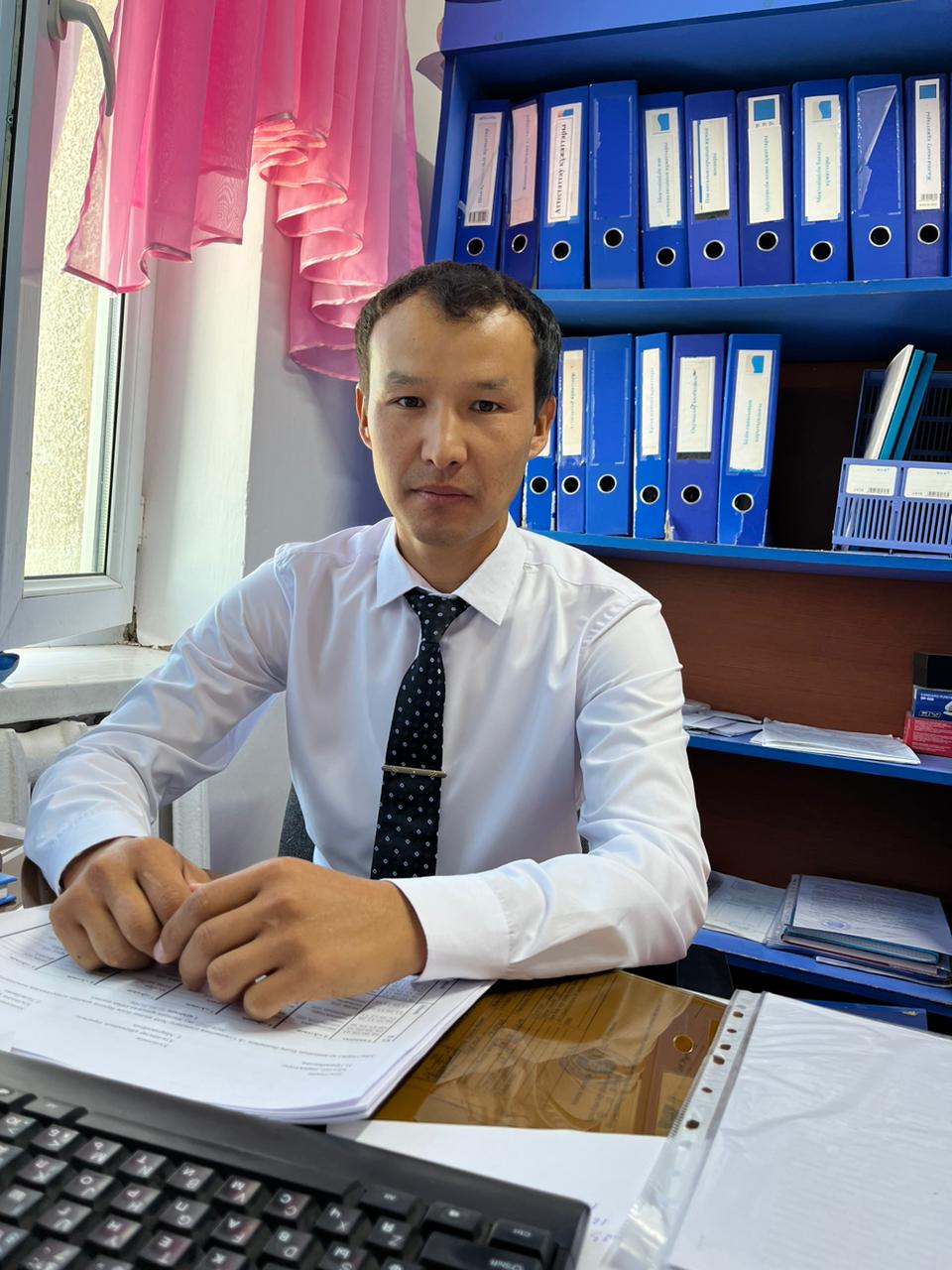 Директордың оқу-ісі жөніндегі орынбасары